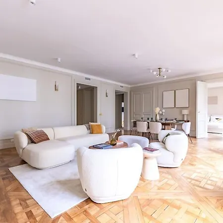 Arc De Triomphe Luxury 3 Bed 3,5 Bath Lägenhet *