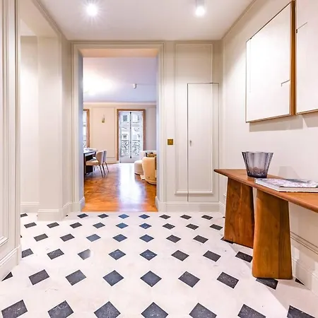 Arc De Triomphe Luxury 3 Bed 3,5 Bath * Paris