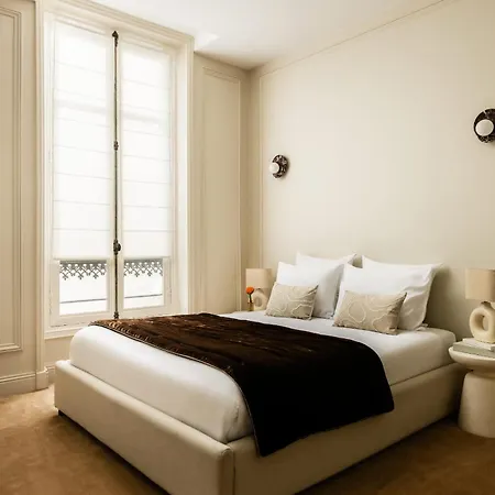 Arc De Triomphe Luxury 3 Bed 3,5 Bath Paris